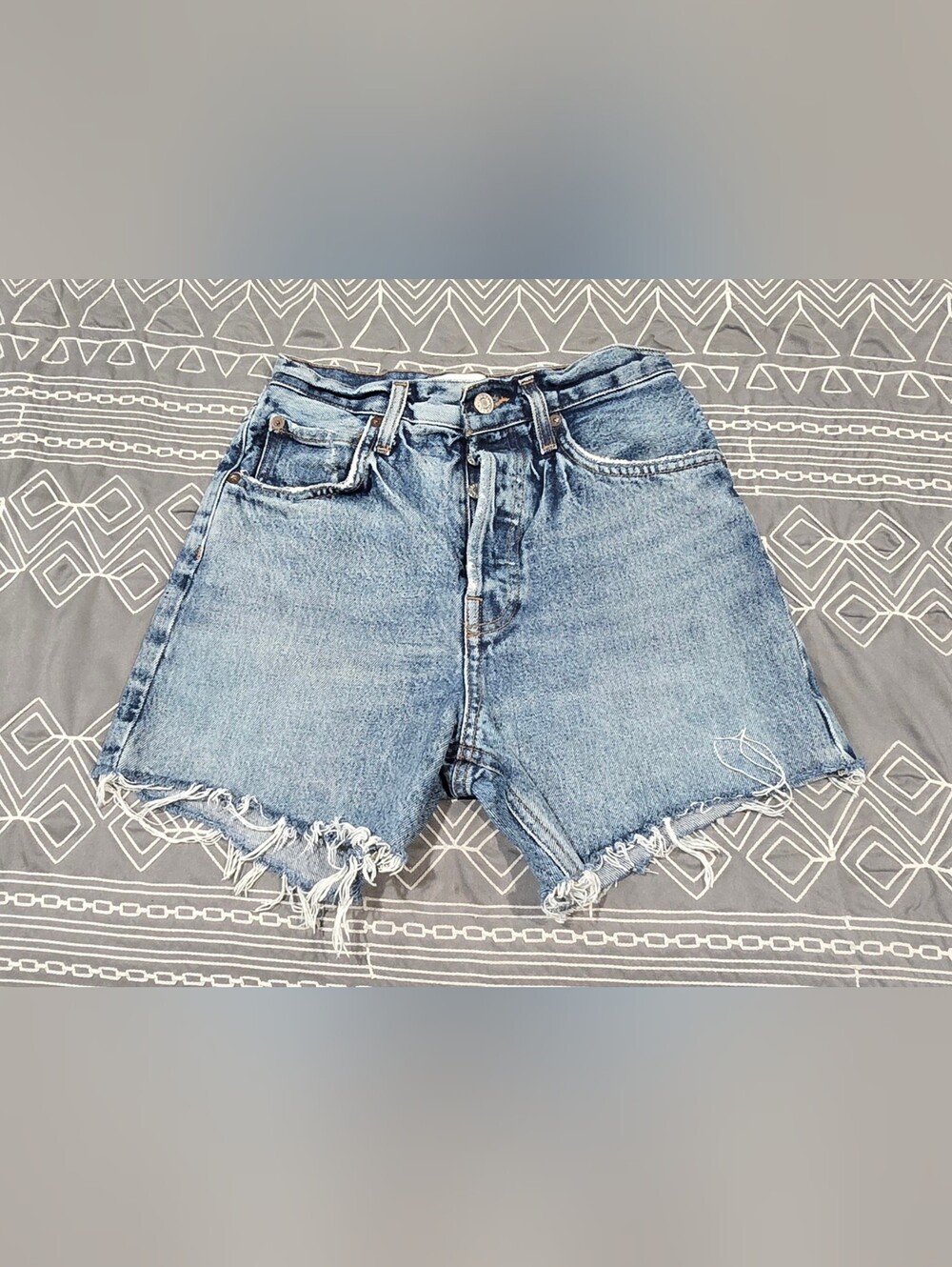 Agolde Riley High Waisted Cutoff Shorts Size 23